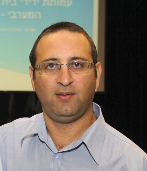 אמיר ירחי